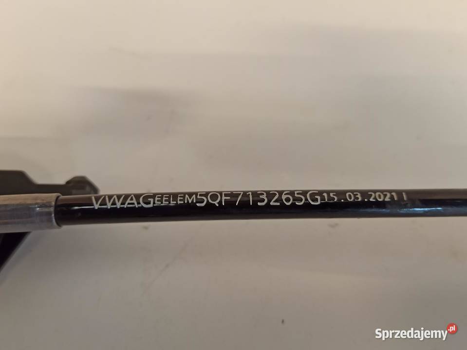 SKODA KODIAQ WYBIERAK SRZYNI BIEGÓW 5QK713025AF