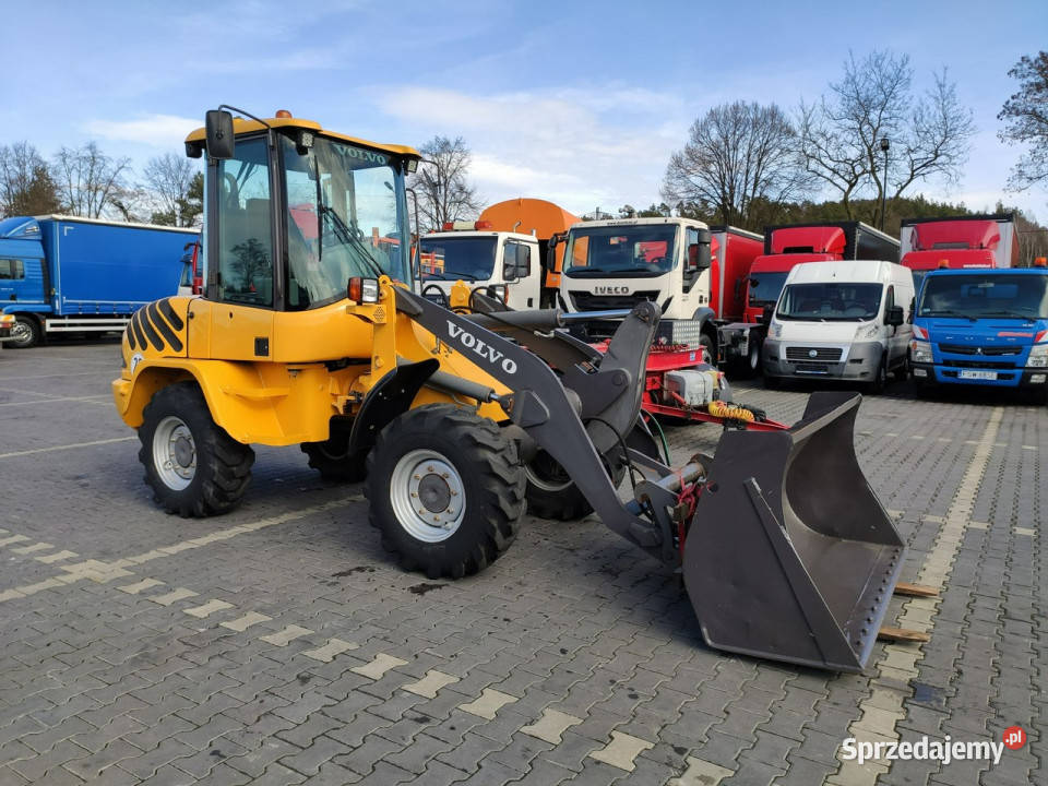 średnia kołowa Volvo L30B Pro Unikat Stan 5380 Widełki