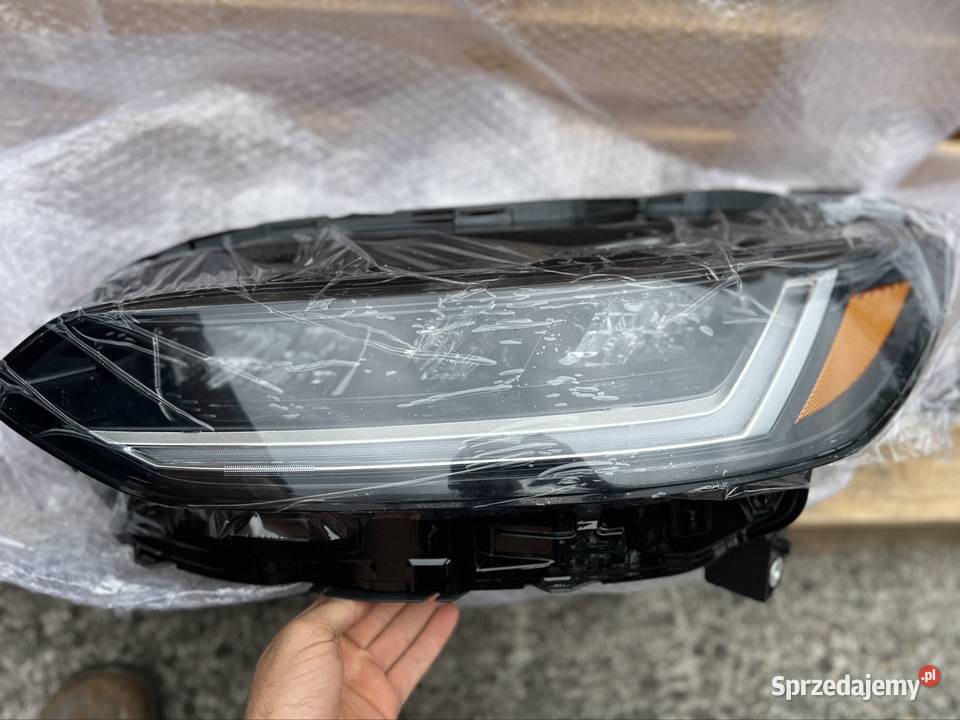 Lampa lewa przód nowa Honda hrv usa 2022 2023 Skołyszyn