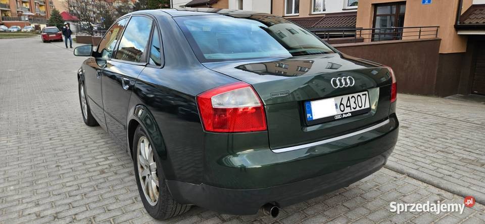 Audi A4 2002r 20 benz ALT 131 bezawaryjny silnik