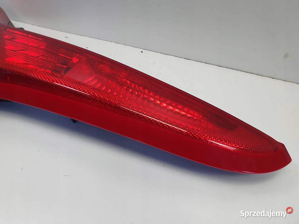 LAMPA PRAWA Volvo C30 0612r TYLNA prawy tył Rudka