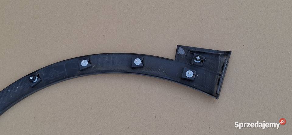 VW ID4 ID4 LISTWA NAKŁADKA BŁOTNIKA PRAWY PRZÓD