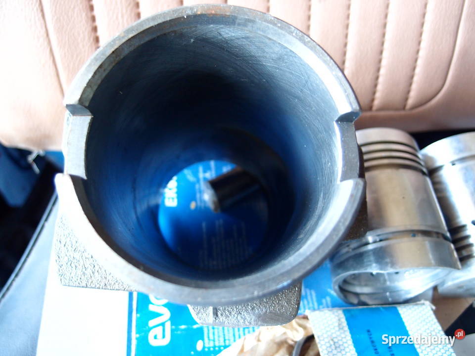 cylinder tłok pierścienie do silnika S301 S 301D sprzedam