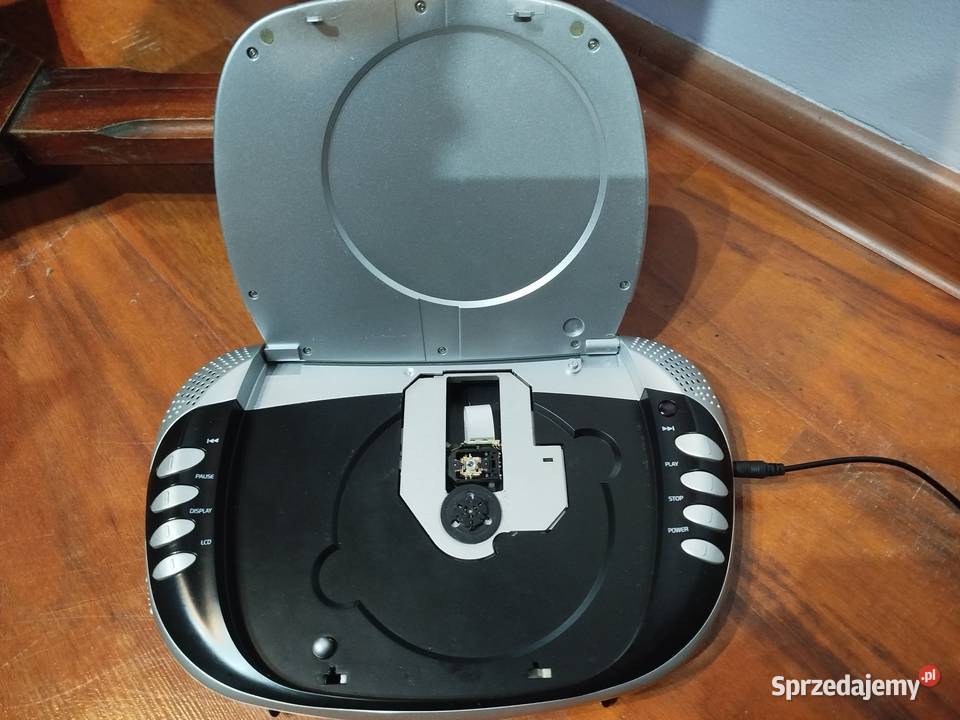 Odtwarzacz DVD Lumatron DVDM762 sprzedam