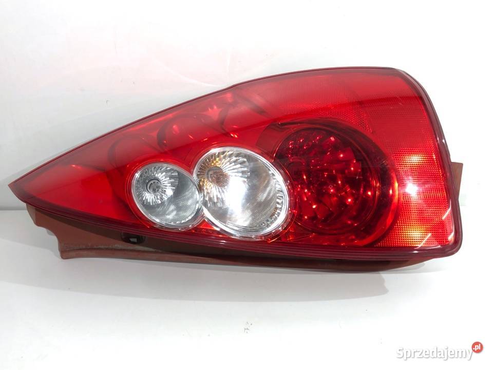 LAMPA PRAWY TYŁ MAZDA 5 II C23551150 Minivan Lampy tylne