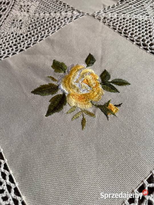 obrus duży szydełkowy haftowany rękodzieło śląskie Zabrze