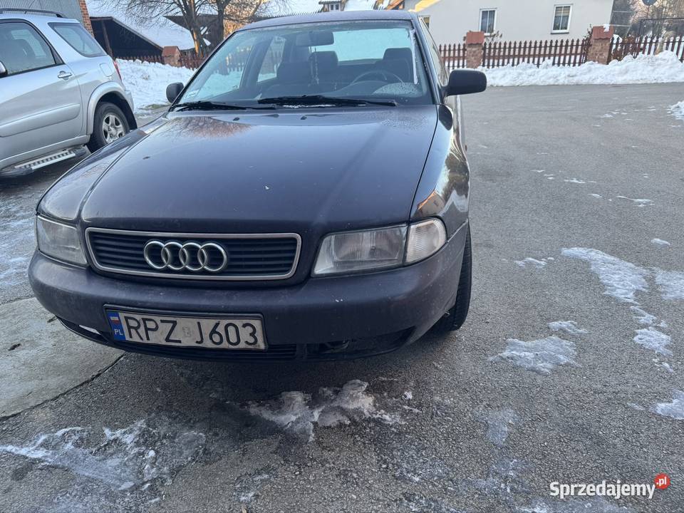 Audi a4 b5 16 LPG sprzedam