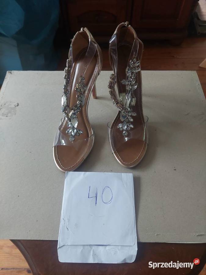 Sprzedam buty rozmiar 40 i 28 pomorskie Słupsk