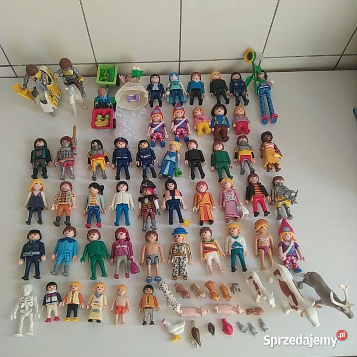 Playmobil figurki do zabawy 70 sztuk pomorskie sprzedam
