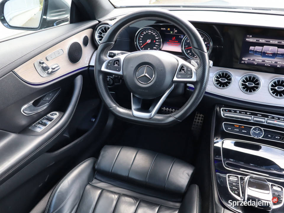 Mercedes E E 200 4MATIC gniazdo USB Piaseczno