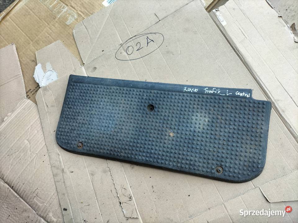 Primastar Trafic Vivaro STOPIEŃ OSŁONA LEWY