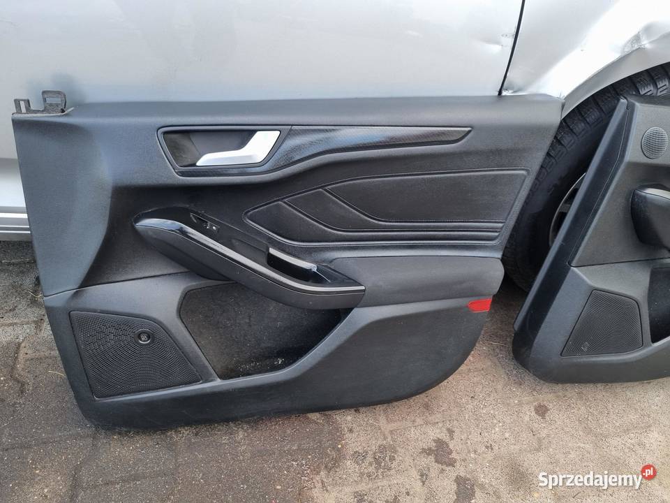 TAPICERKA DRZWI PRAWY PRZÓD FORD FOCUS MK4 wielkopolskie