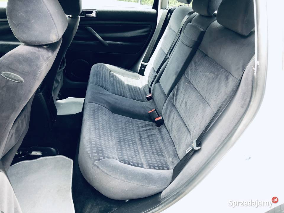 Volkswagen Passat B5 FL SEDAN 20MPI 115 nieuszkodzony Przeworsk