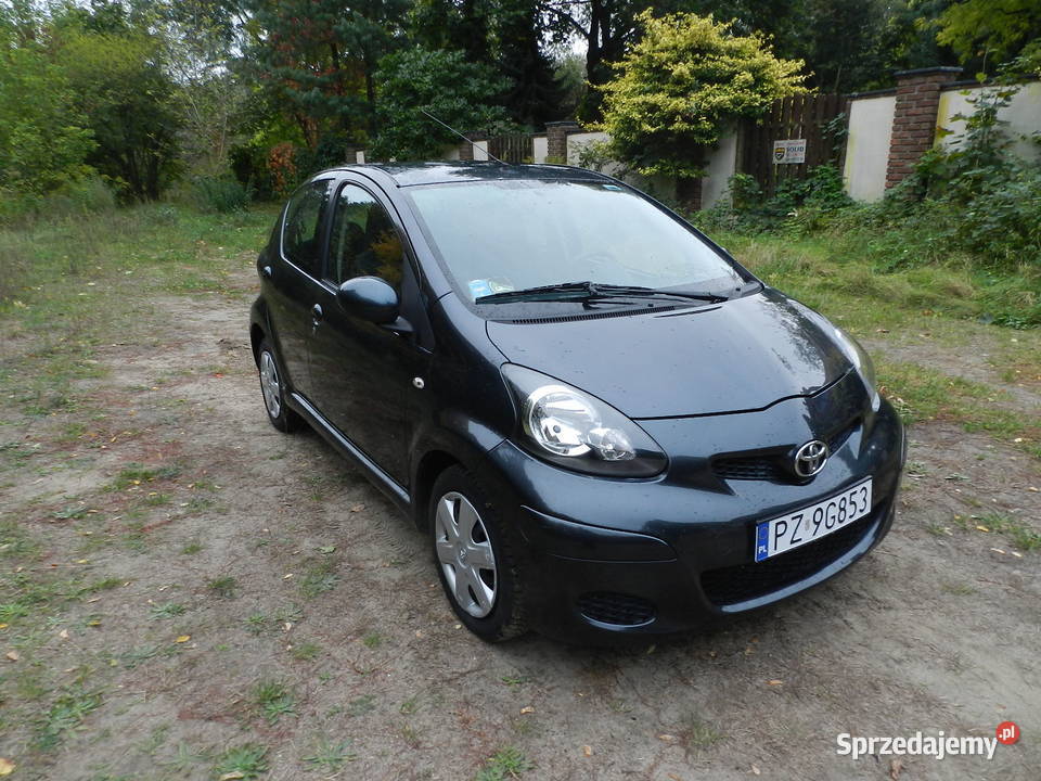 Toyota Aygo I mała tania niezawodna 5drzwi KLIMA grafitowy Puszczykowo