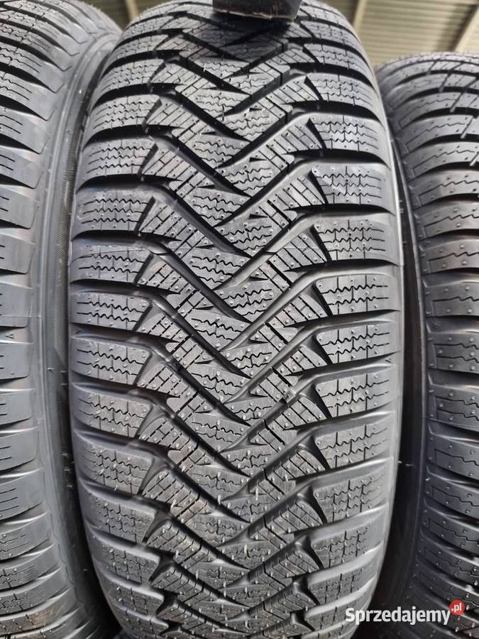 Opona 23560R18 107H XL LW31 Laufenn Zima zima