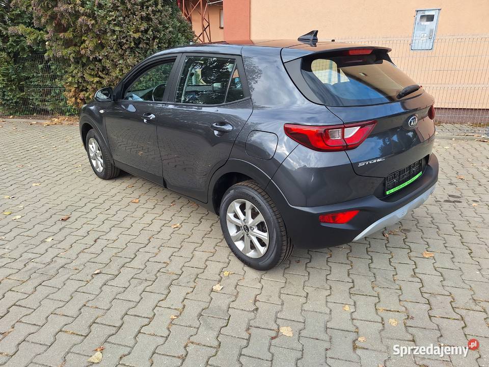 KIA STONICSPROWADZONYSERWISOWANYNOWE OPONYKAMERA nawigacja
