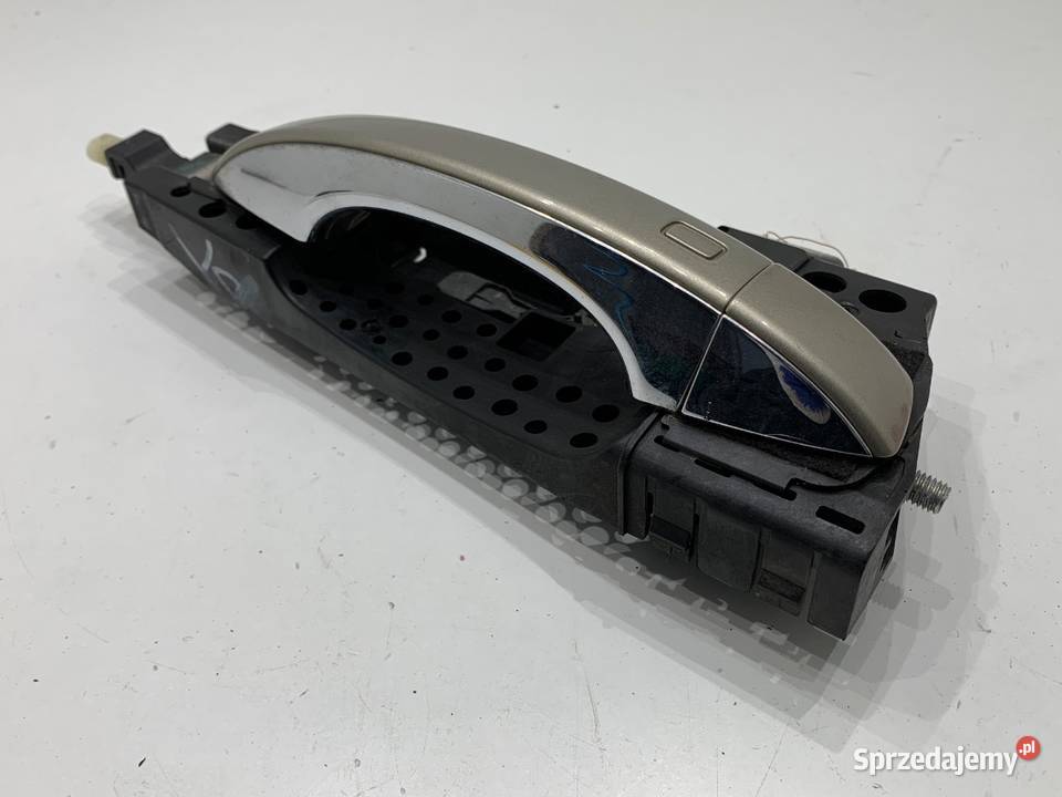 KLAMKA ZEWNĘTRZNA PRAWY TYŁ AUDI A8 D4 osobowe podkarpackie