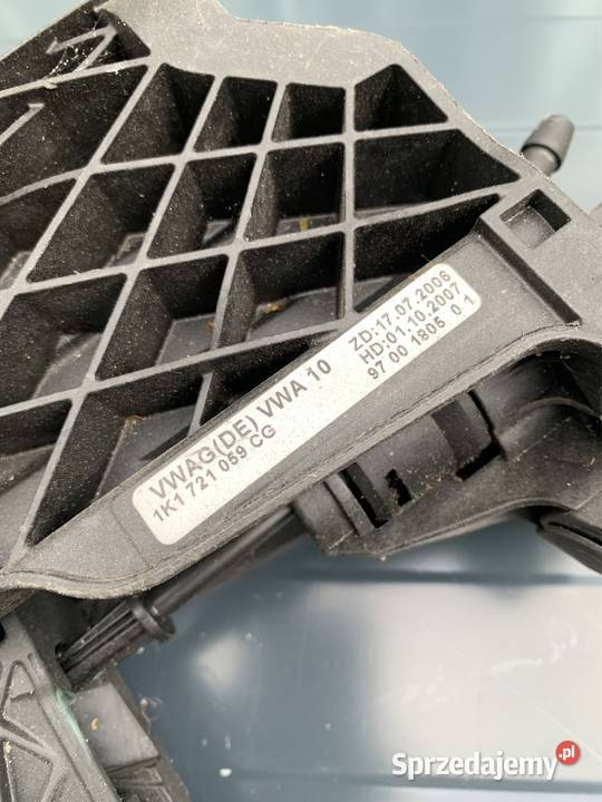 Pedał sprzęgła pompka VW Golf V 14TSI Rok produkcji 2006 mazowieckie Zalesice