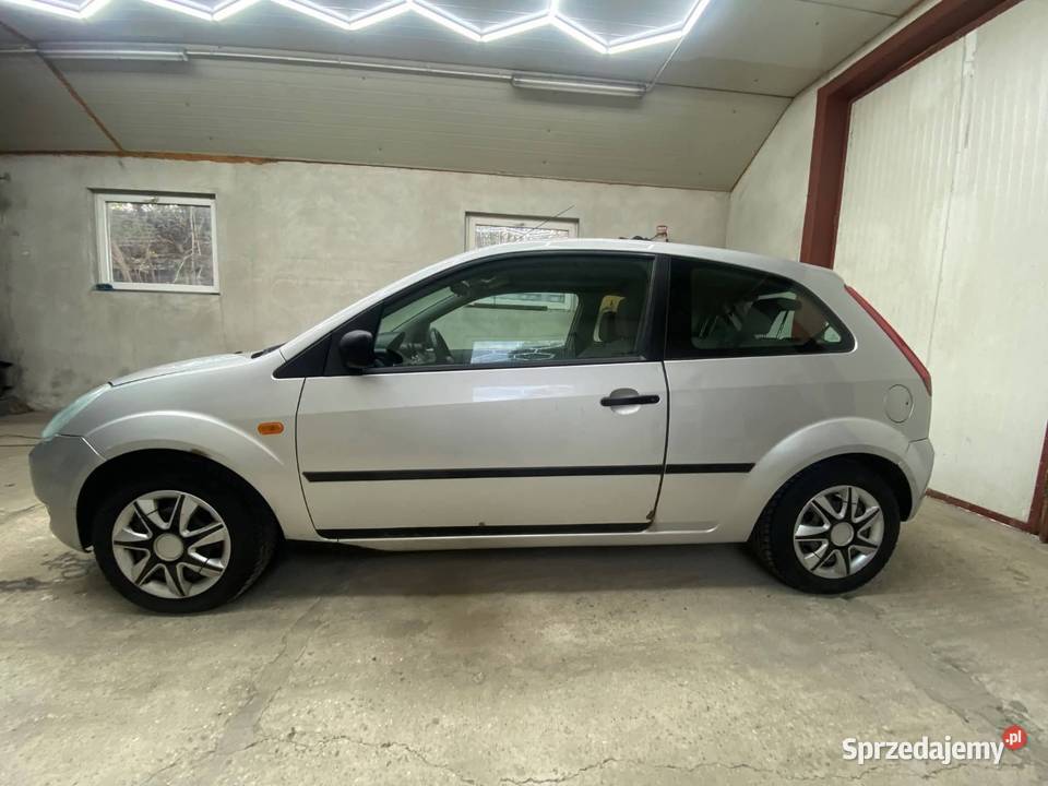 Ford Fiesta MK6 14TDCI Opłaty na Klimatyzacja 70KM Iłża sprzedam