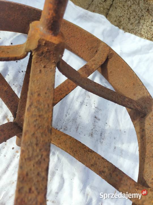 Stare metalowe koło taczki Pozostałe zachodniopomorskie Połczyn-Zdrój