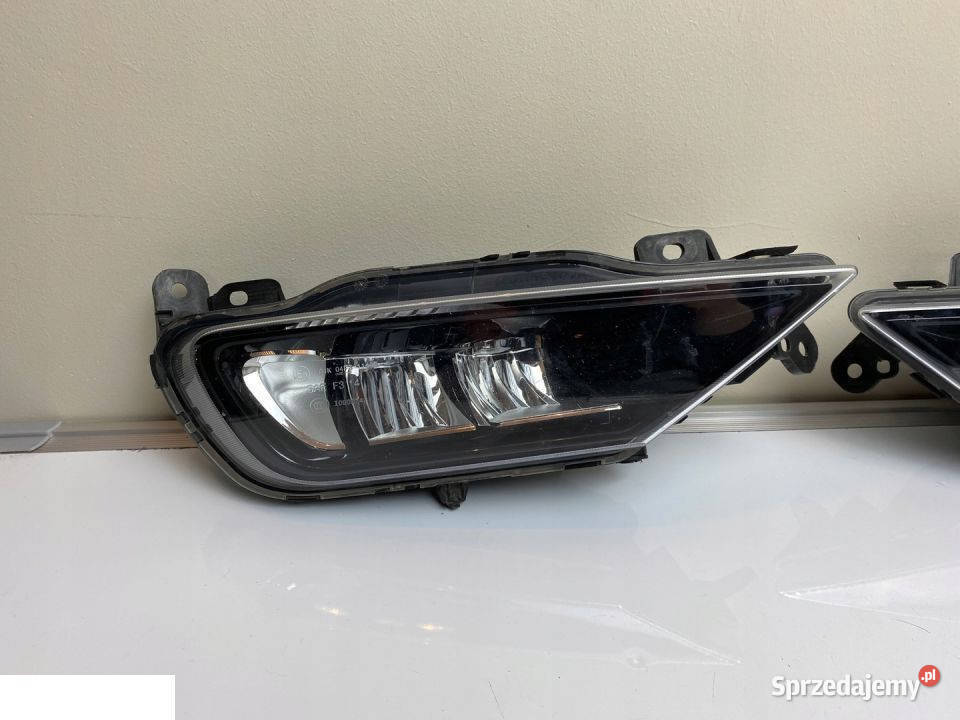 VOLVO XC90 II 2018 HALOGEN PRZECIWMGIELNA Kozubszczyzna
