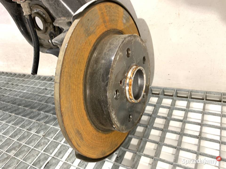 BELKA TYŁ SUZUKI SCROSS Crossover TYLNA