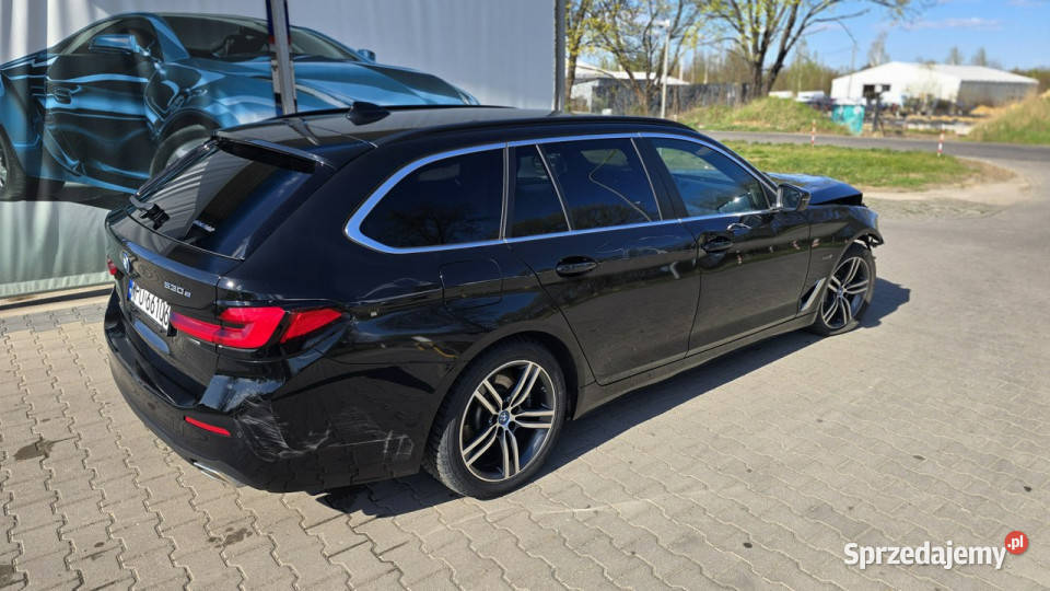 BMW 530 Hybryda Plug In 530e Bogate Wyposażenie isofix BMW Karczew