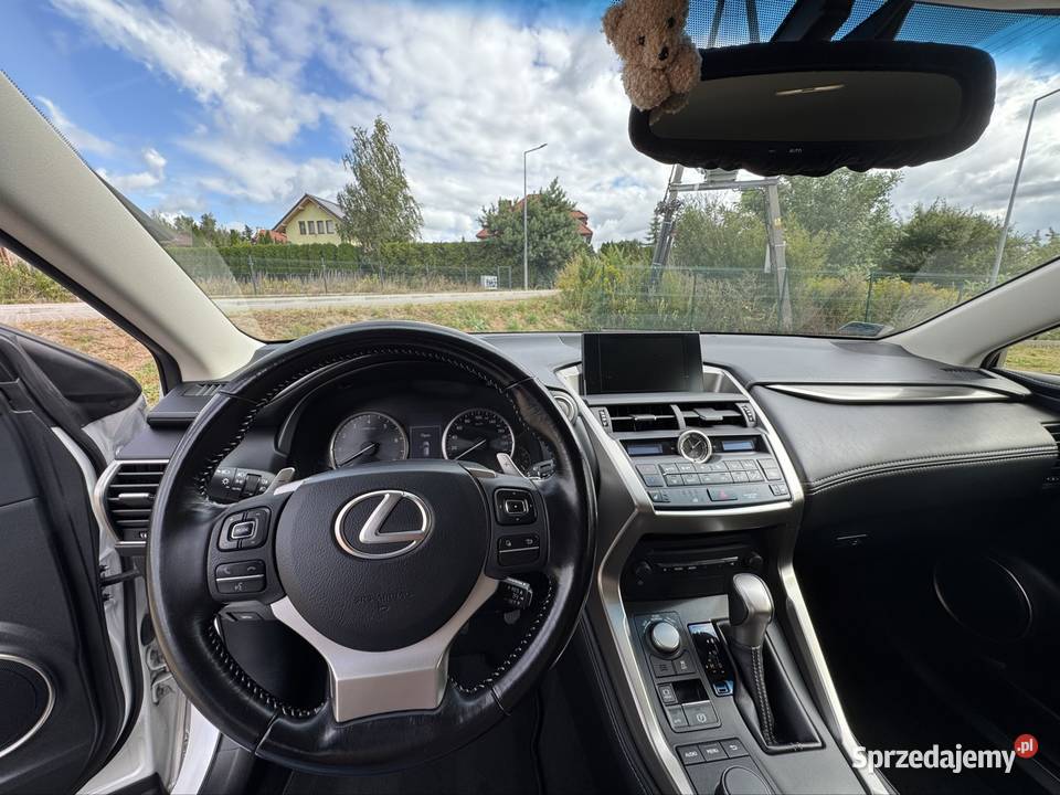 LEXUS NX200t Brodnica
