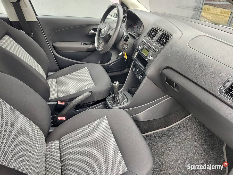 VW POLO 12 BENZYNA KLIMA srebrny Leszno