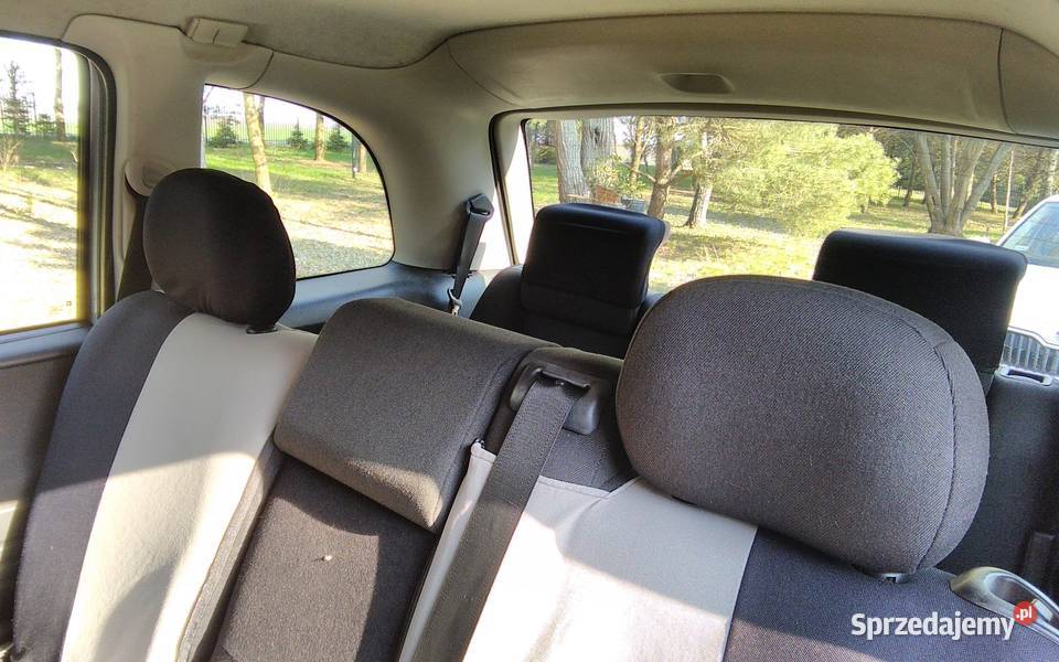 Opel Zafira Wyszowate
