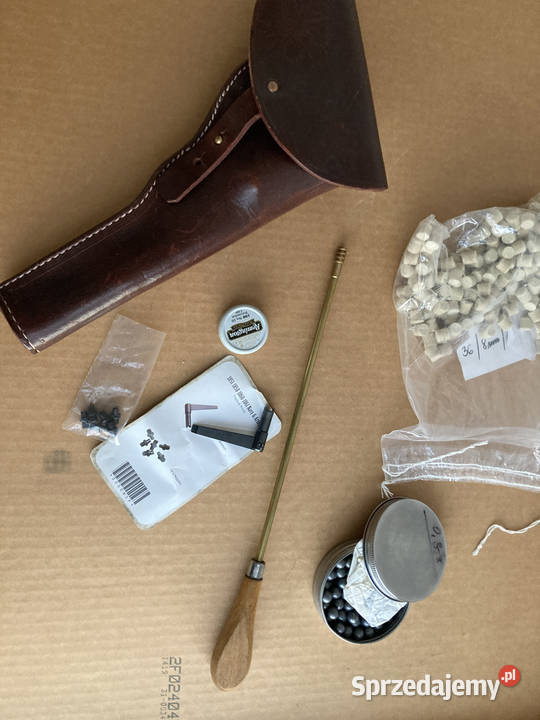 Akcesoria do Colt Navy 1851 kabura itd Sporty strzeleckie i myślistwo sprzedam