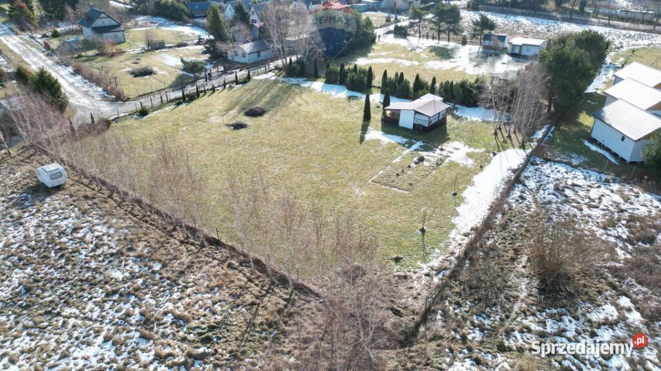 Działka inwestycyjna morzem jeziorem Jezierzany