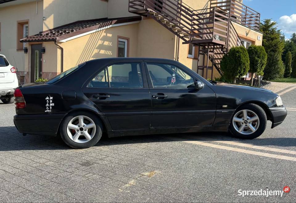 Sprzedam Mercedesa W202 Esprit 18 LPG czarny Samochody osobowe Stróże