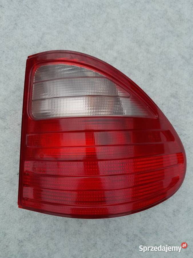 Lampa tylna prawa Mercedes E Klasa W210 kombi
