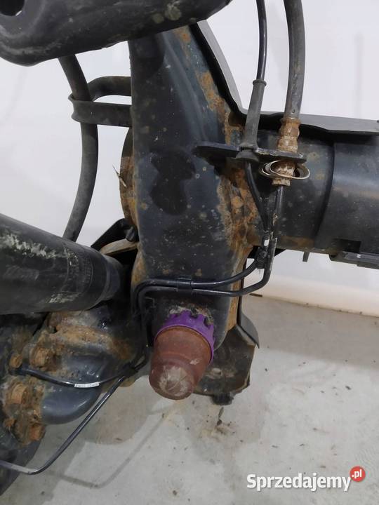 BELKA ZAWIESZENIA TYŁ BĘBNY Peugeot 208 I 2012 sprzedam