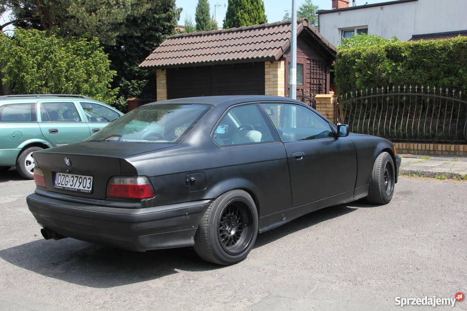 BMW e36 coupe 25l 170 radio