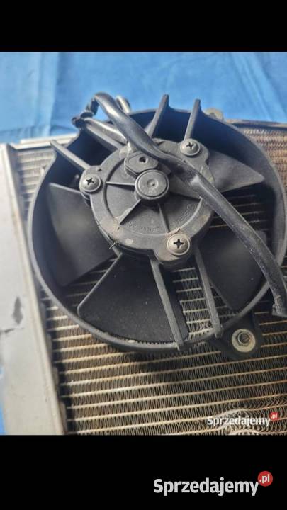 APRILIA TUONO V4 1100 CHŁODNICA WIATRAK Nowy Tomyśl