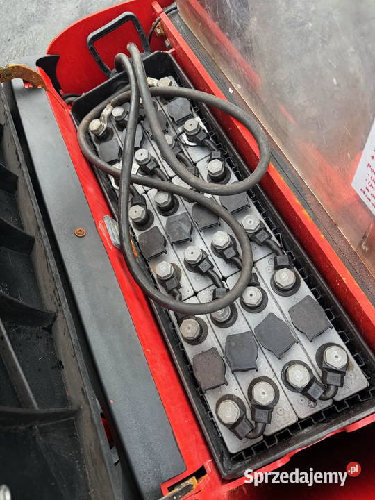 paleciak elektryczny MANITOU LOC A12 z masztem Manitou Wózki widłowe