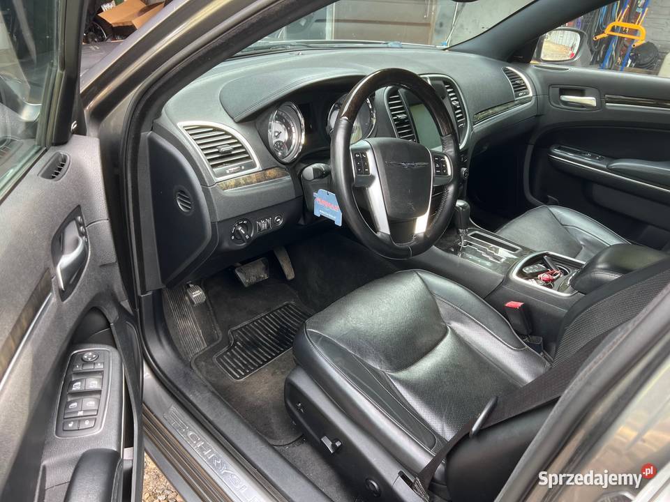 Chrysler 300C nieuszkodzony Sosnowiec