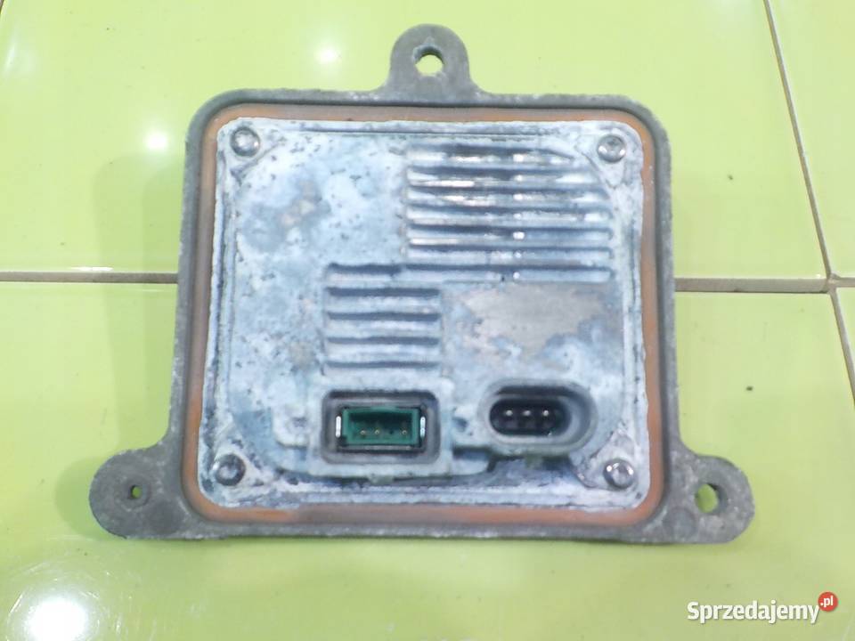 FORD FOCUS MK3 16 B 11r HB 5D przetwornica XENON Suków