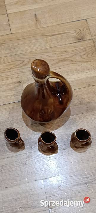 Dzbanek wazonik z PRL Przeworno