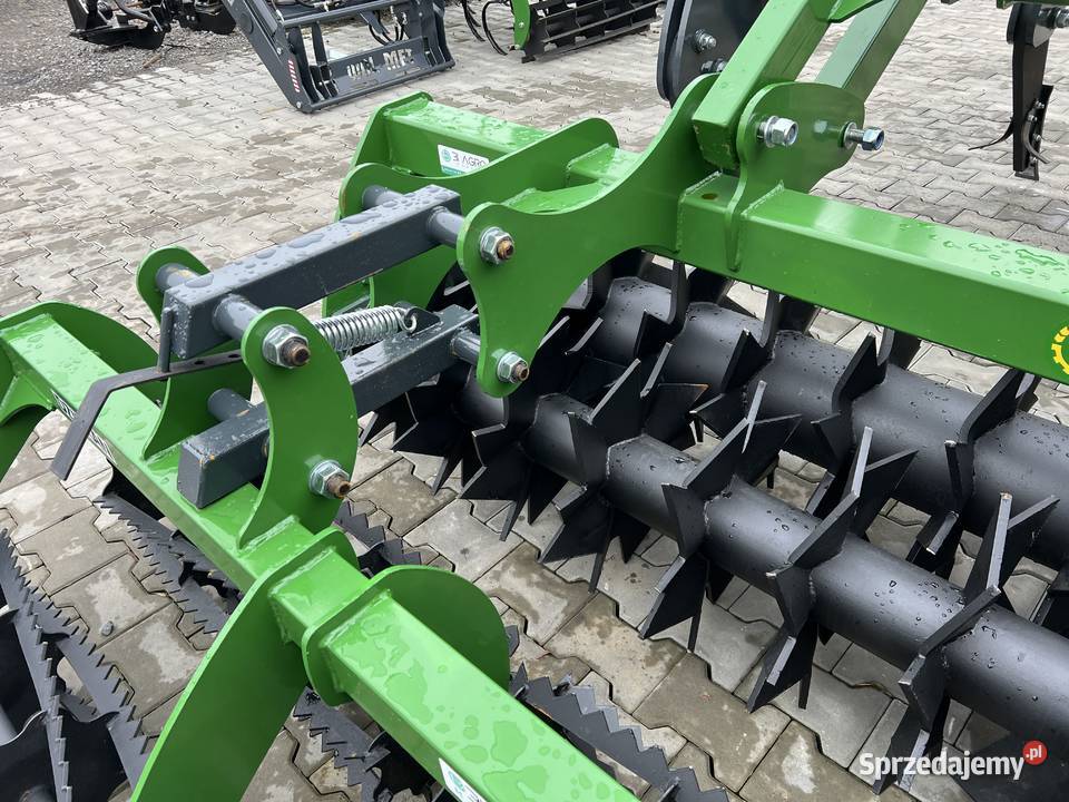 Pług dłutowy głębosz bezorkowiec CENTAUR 25m nieuszkodzony Maszyny uprawowe Głuchołazy