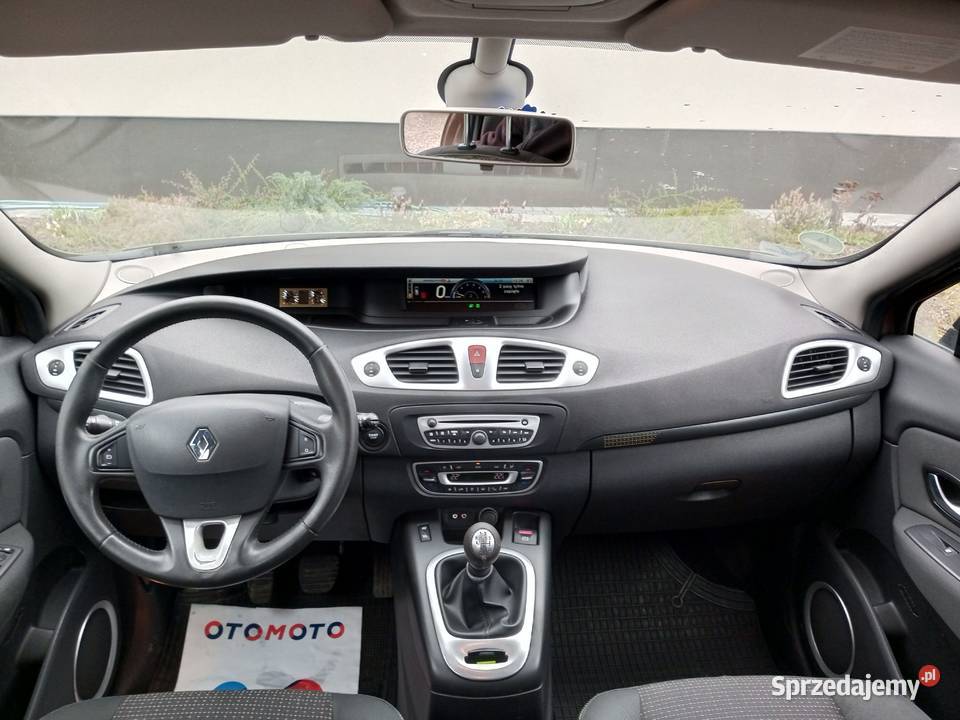 Renault Grand Scenic 14 Benzyna 131 7 Osobowy VAT marża Zamość sprzedam