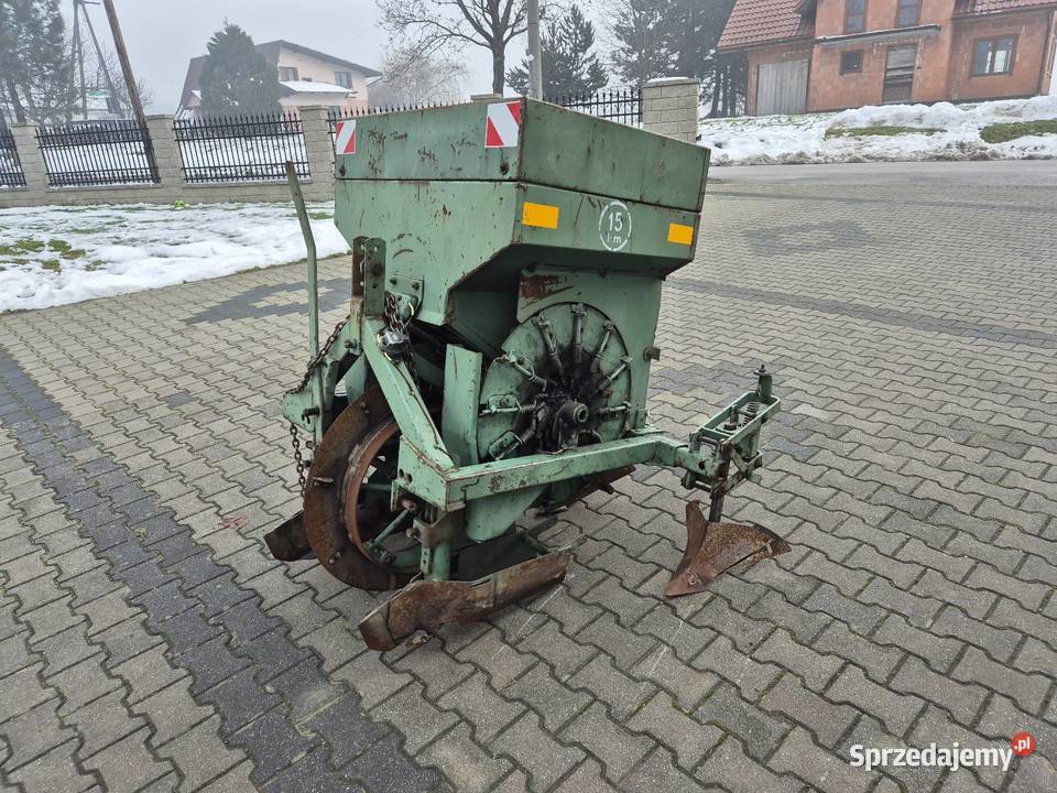 Sadzarka do ziemniaków czeska