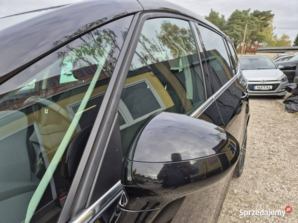Opel Zafira 16T C 2011 czarny sprzedam