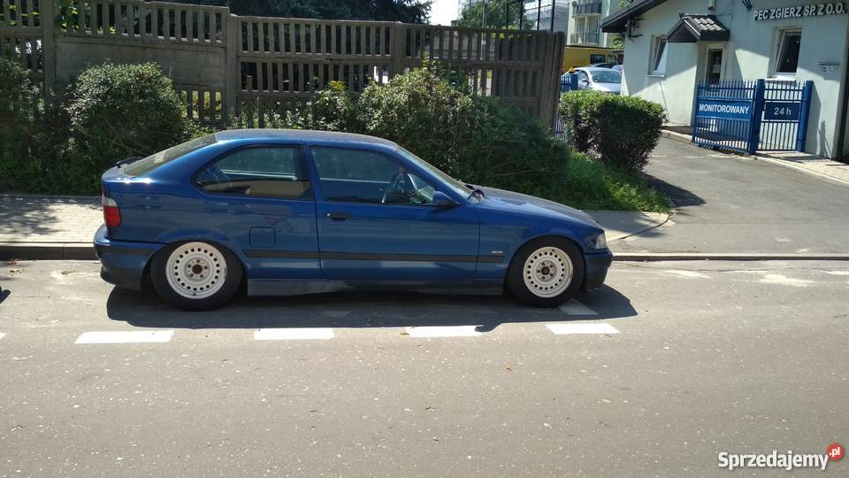 BMW E36 compact drift niebieski Seria 3 łódzkie Sieradz
