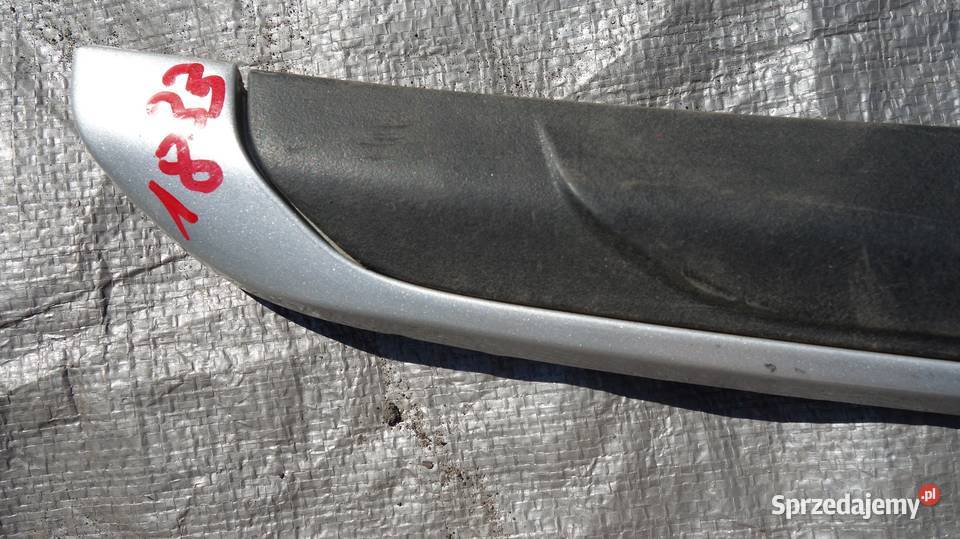 NAKŁADKA LISTWA ZDERZAKA TYŁ VOLVO XC40 Części samochodowe Ruda Śląska sprzedam