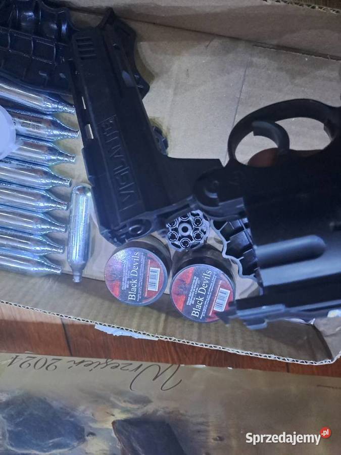 sprzedam pistolet Wawrzeńczyce