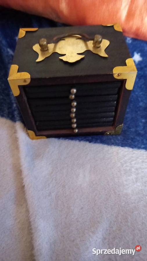 Podkładki drewno i korek Warszawa sprzedam