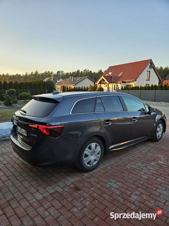Toyota Avensis 16 TDI 2015